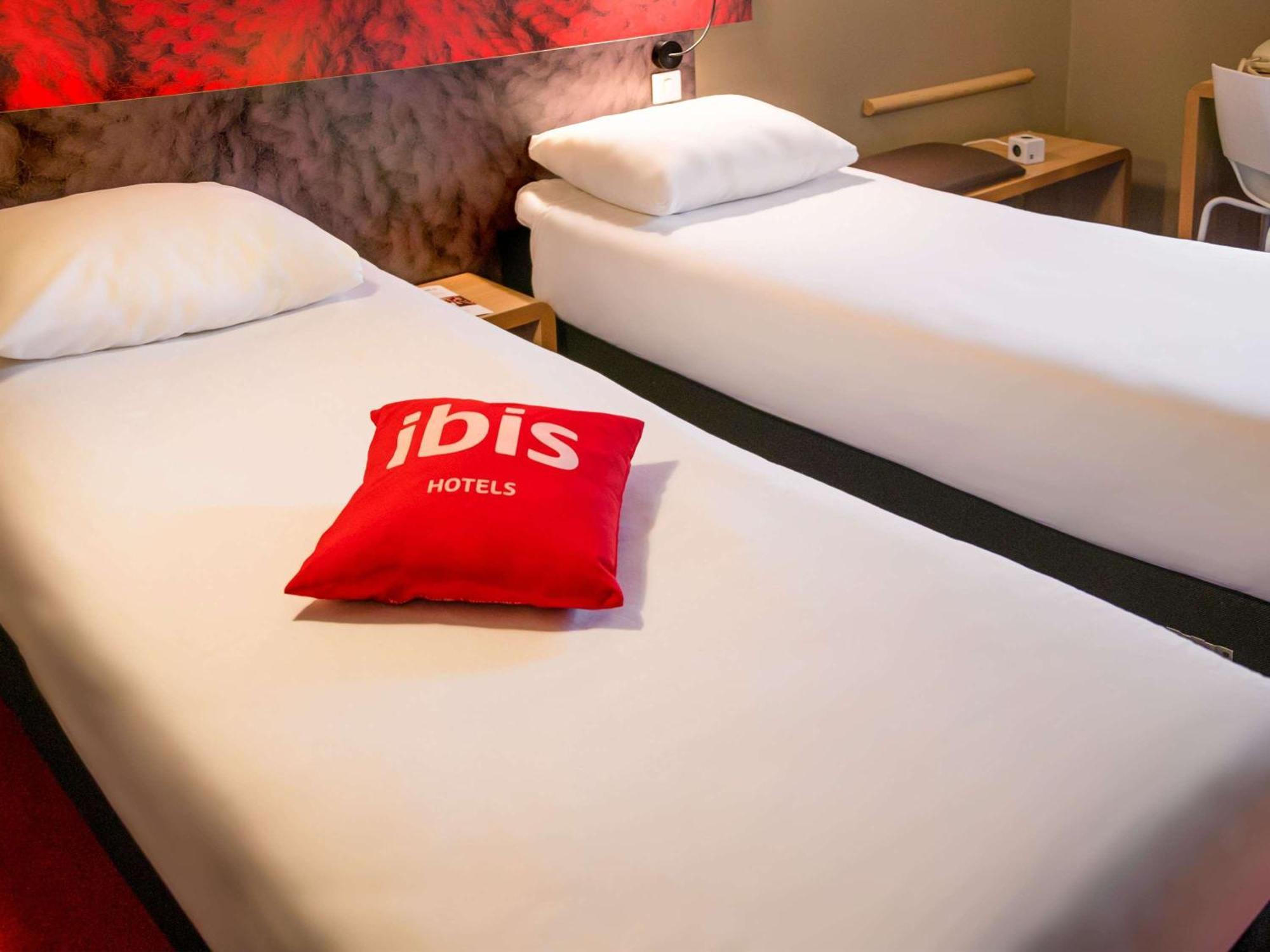 Ibis Saint-Omer Centre Zewnętrze zdjęcie